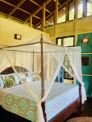 Standard Double Room, 1 King Bed, Ocean View