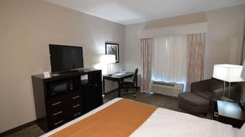 Habitación doble estándar, 2 camas Queen size, para no fumadores | Escritorio, wifi gratis y ropa de cama