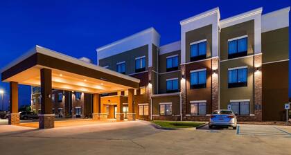 False River Hotel