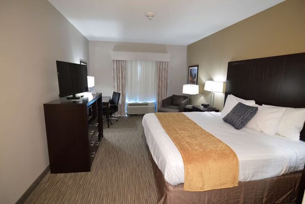 Room, 1 King Bed, Non Smoking | Desk, WiFi, bed sheets - False River Hotel  (New Roads)