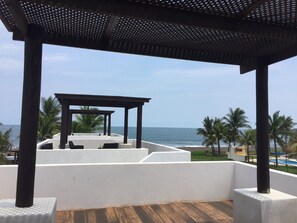 Terrace/patio - Isla Parlama Boutique Hotel (Chiquimulilla)