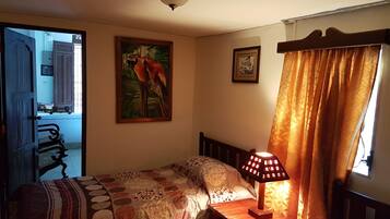 Premium bedding, free WiFi, wheelchair access