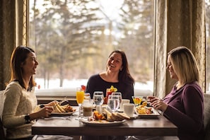 Daily cooked-to-order breakfast for a fee