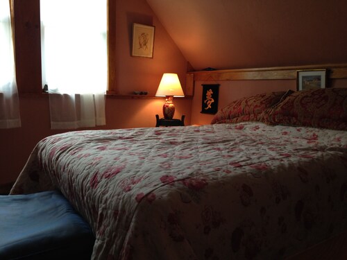 Beautiful cottage on scenic Adirondack hobby farm 