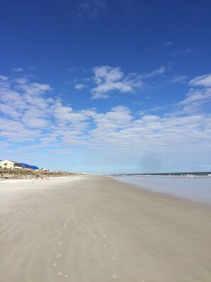 Sun loungers, beach towels