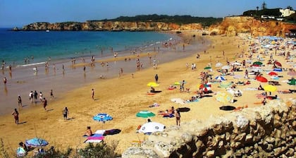 2 Bedroom Apartment, few Minutes From Beautiful Beaches, Enjoy Algarve sun