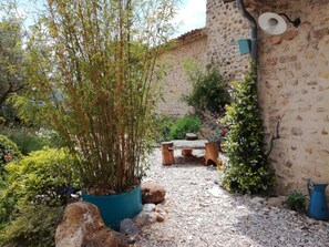 Property grounds - DROME-LIMIT VAUCLUSE-GÎTE WITH SWIMMING POOL - PANORAMIC VIEW (Vinsobres)