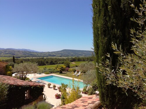 DROME-LIMITE VAUCLUSE -GÎTE  AVEC PISCINE - VUE PANORAMIQUE