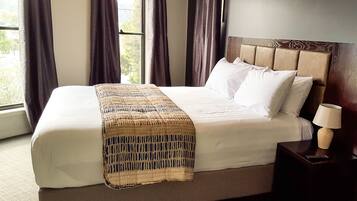 Charlie | Premium bedding, iron/ironing board, free WiFi, bed sheets