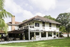 Exterior - Pegasus Hotel (Singapore)