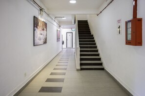 Lobby - Pegasus Hotel (Singapore)