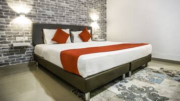 Free WiFi, bed sheets