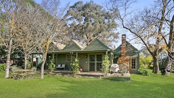 Cottage (Tea House) | Setrika/meja setrika, Wi-Fi gratis, dan seprai linen