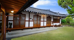 Exterior - Starlight Palace (Jeonju)