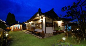 Exterior - Starlight Palace (Jeonju)