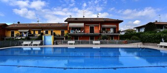 Gorgeous apartment in the Willows 