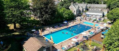 Indoor pool, outdoor pool