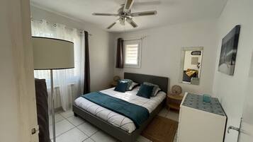 1 chambre, fer et planche Ă repasser, lit parapluie, Wi-Fi gratuit