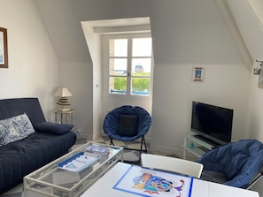 TV, DVD player - Croisic T2 - Sea and close to all amenities (Le Croisic)