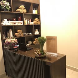 Body treatments, body wraps, body scrubs, facials
