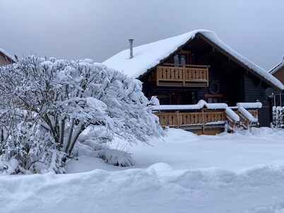 "Cocooning at the chalet" for up to 6 people (non-smoking)