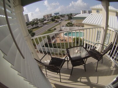 Stunning Three Story PCB House / Pool / Pet Friendly / Gulf of Mexico Views