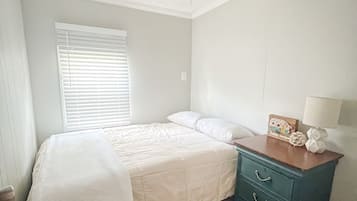 3 bedrooms, WiFi, bed sheets