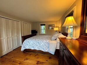4 dormitorios, tabla de planchar con plancha, wifi gratis y ropa de cama