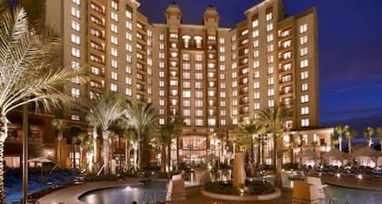 Holidays at Disney! Bonnet Creek Family Fun! 3 Bedroom Deluxe Fun! Pool! River!