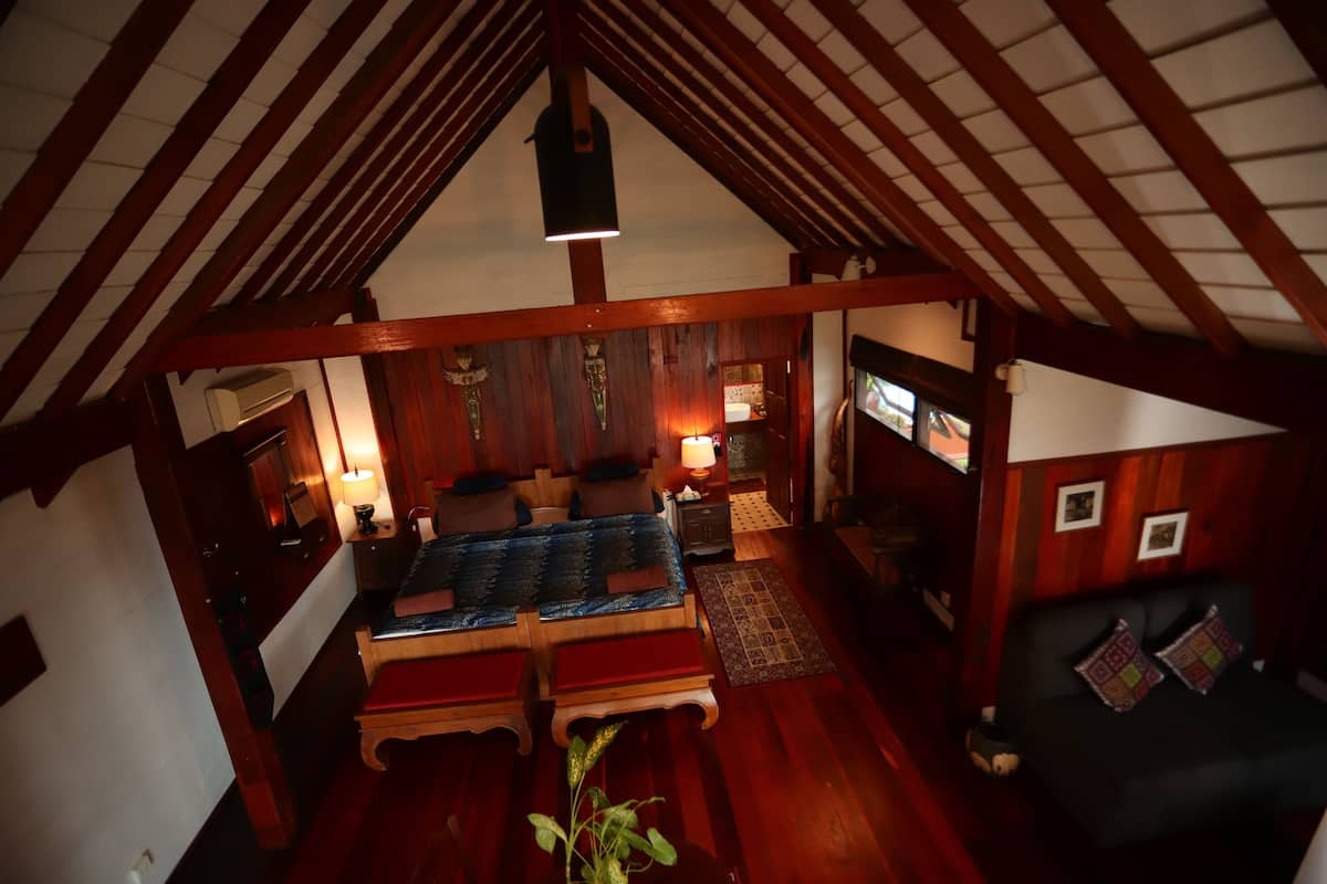 Seaside Bungalow (Gecko) | 2 bedrooms, in-room safe, individually decorated, individually furnished