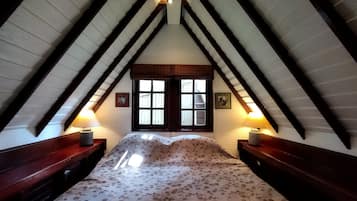 Mini Suite (Hippo) | 2 ๊ฐ์ ์นจ์ค, ๊ฐ์ค ๋ด ๊ธ๊ณ , ๊ฐ๊ฐ ๋ค๋ฅธ ์คํ์ผ์ ์ธํ
๋ฆฌ์ด, ๊ฐ๊ฐ ๋ค๋ฅด๊ฒ ๊ฐ๊ตฌ ๋น์น