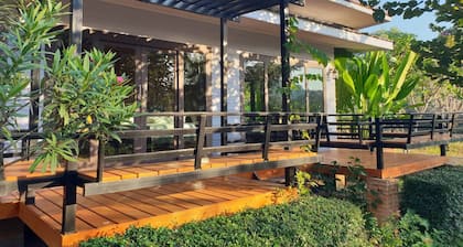 Baan Suan Hill Resort