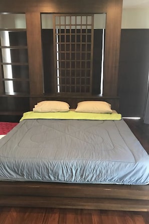3 Bedroom Villa | 3 bedrooms, desk