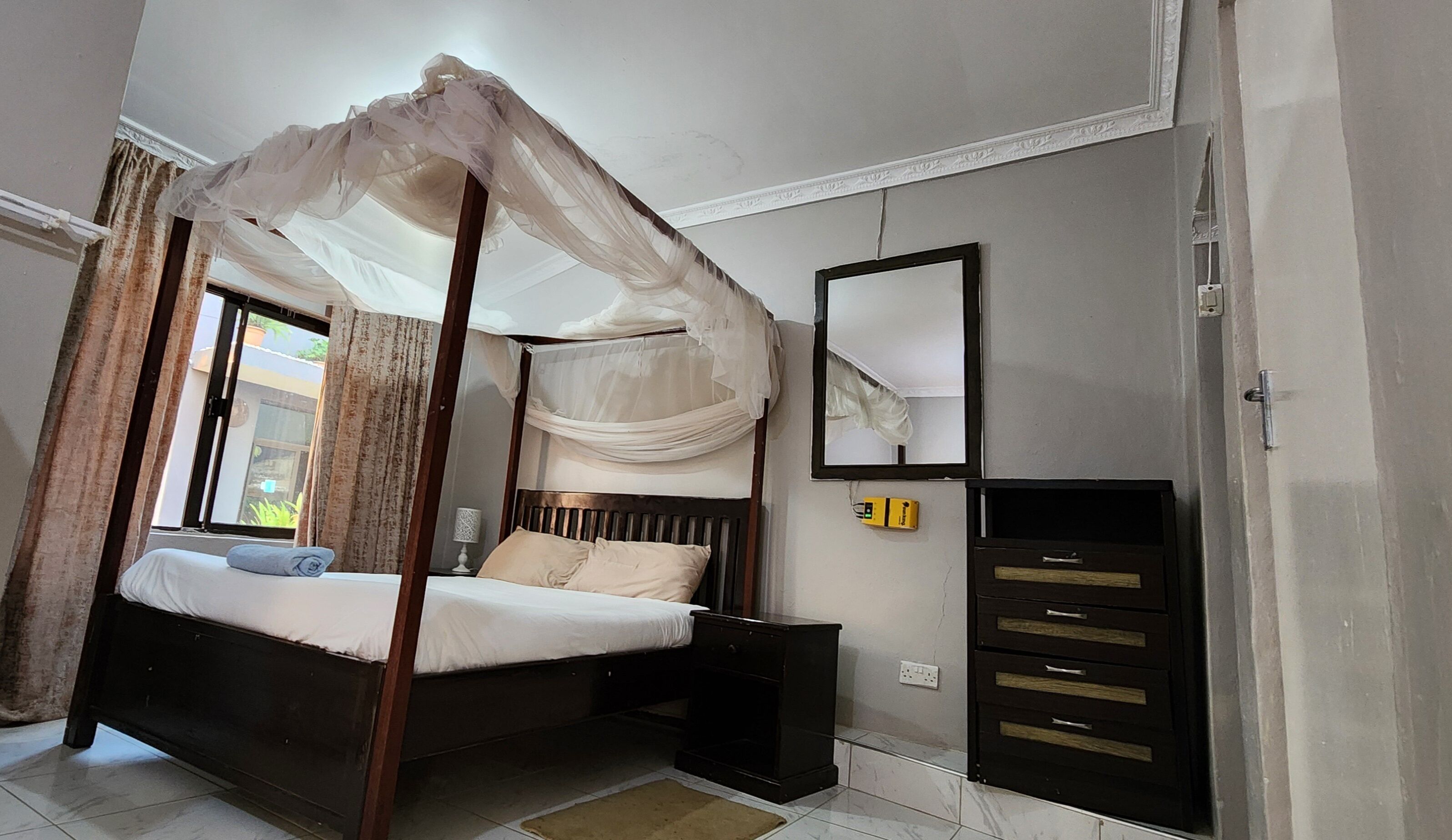 Desk, laptop workspace, soundproofing, iron/ironing board