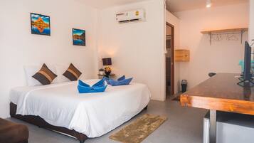 Superior Double Room, 1 Double Bed | Desk, free WiFi, bed sheets