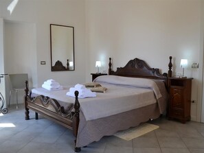Memory foam beds, individually decorated, individually furnished, desk