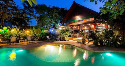 Shanti Lodge Phuket