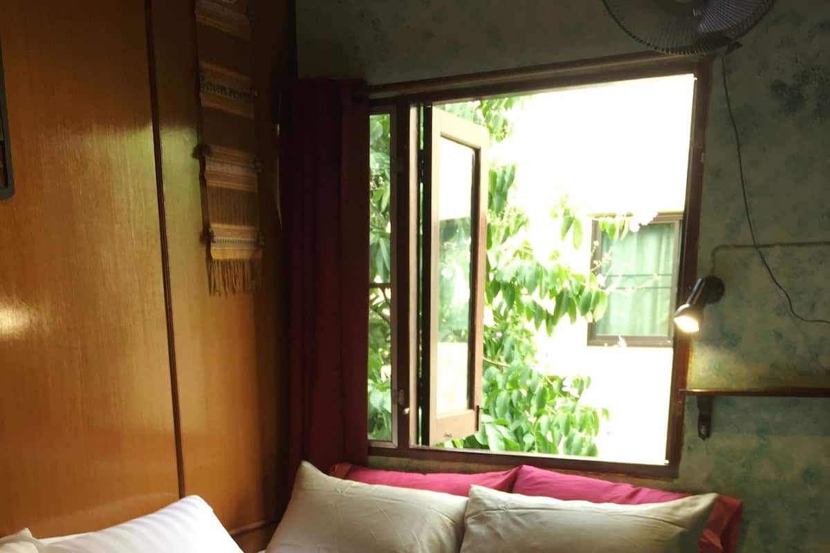 Cozy Double Room | Wi-fi (inkludert) og sengetøy