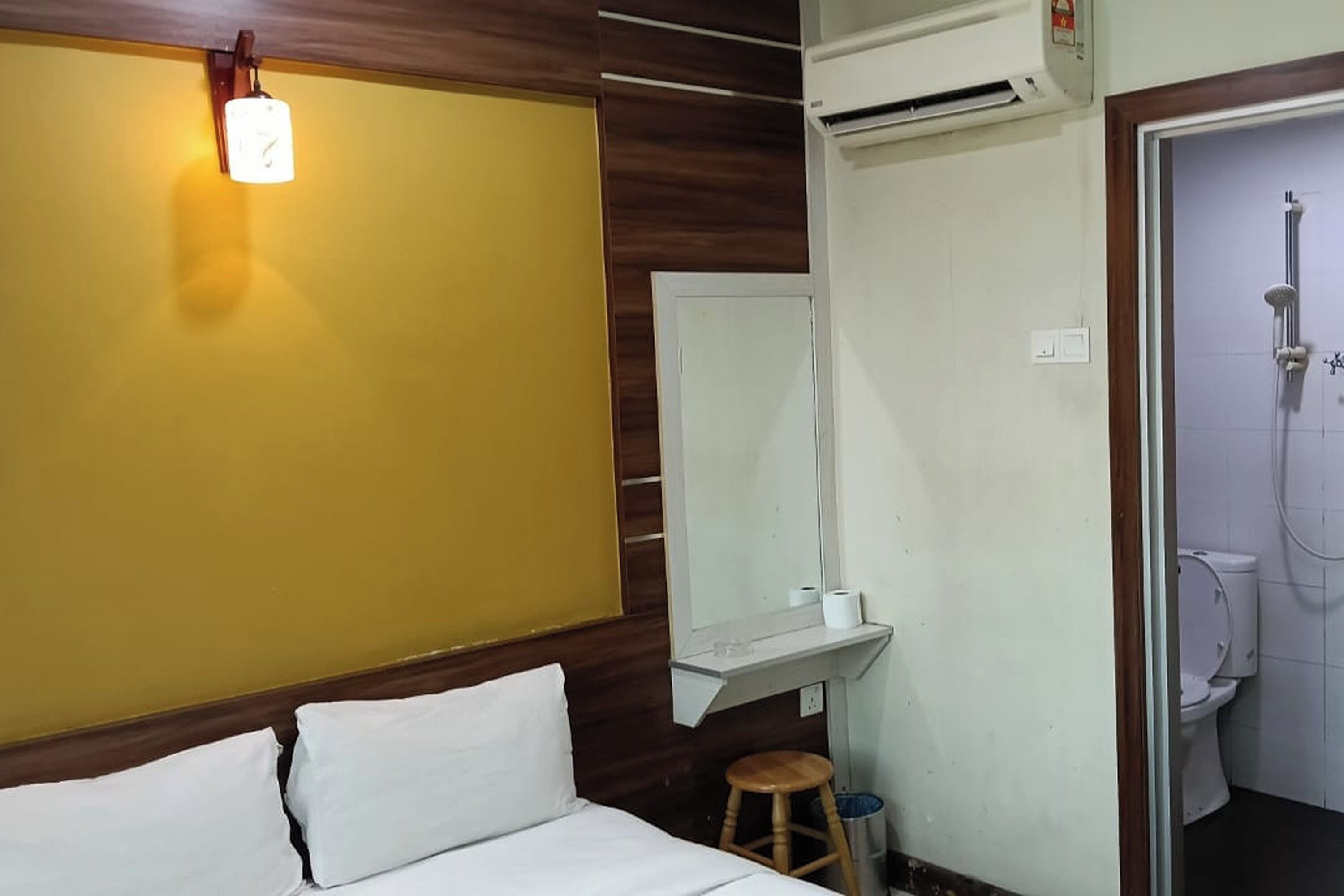 华丽客房 | 隔音、熨斗/熨板、免费 WiFi、床单