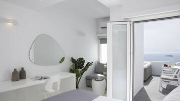 Junior Room, Hot Tub, Sea View | Premium bedding, minibar, in-room safe, desk