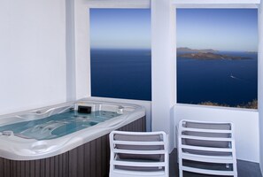 Junior Room, Hot Tub, Sea View