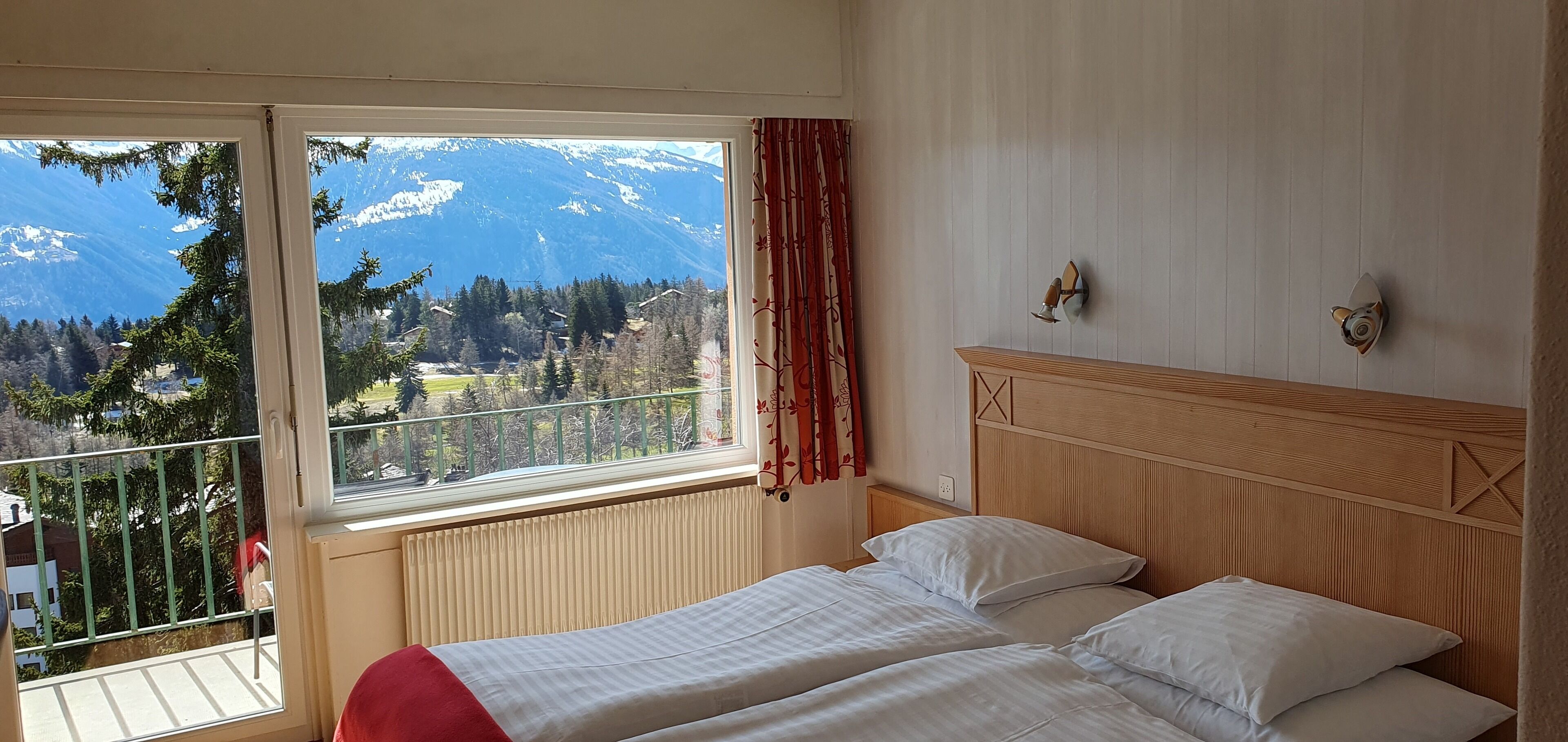 Double Room (South) | Balcony