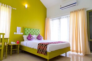 スタンダード ダブルまたはツインルーム ダブルベッド 1 台 専用バスルーム