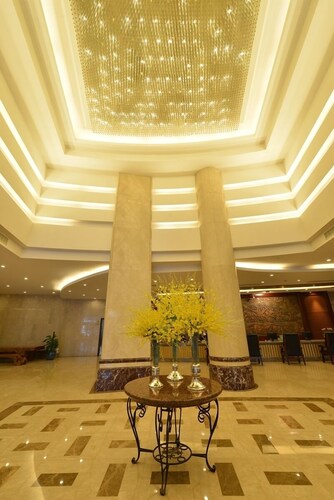 Excemon Cixi Guomai Hotel
