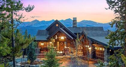 Three Sisters Lookout 5 Bedroom Home