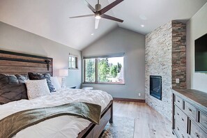 Townhouse, 3 soverom | 3 soverom, strykejern/-brett og wi-fi (inkludert)