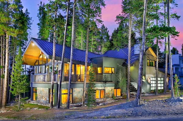 House, 4 Bedrooms | Exterior - Cloud 4 Bedroom Home by RedAwning (Breckenridge)