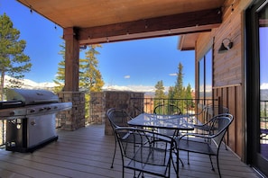 Townhome, 4 Bedrooms | Outdoor dining