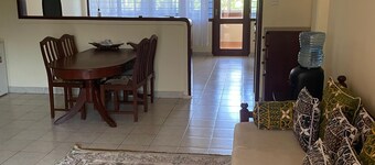 Qua Bruce Apartment