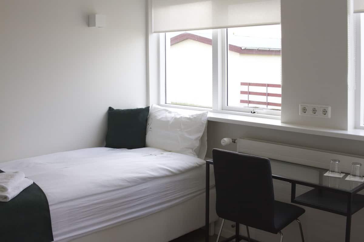 Sistema de insonorización, wifi gratis y ropa de cama